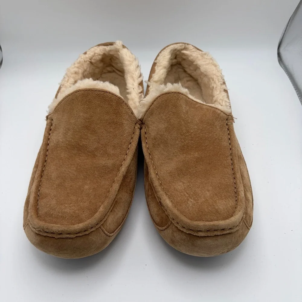 UGG Ascot Moccasin Slippers Mens 11 Chestnut Suede Wool Lined Loafers 5775